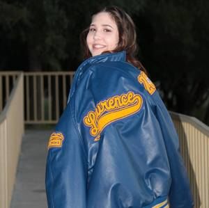 Meet your Posher, Jade